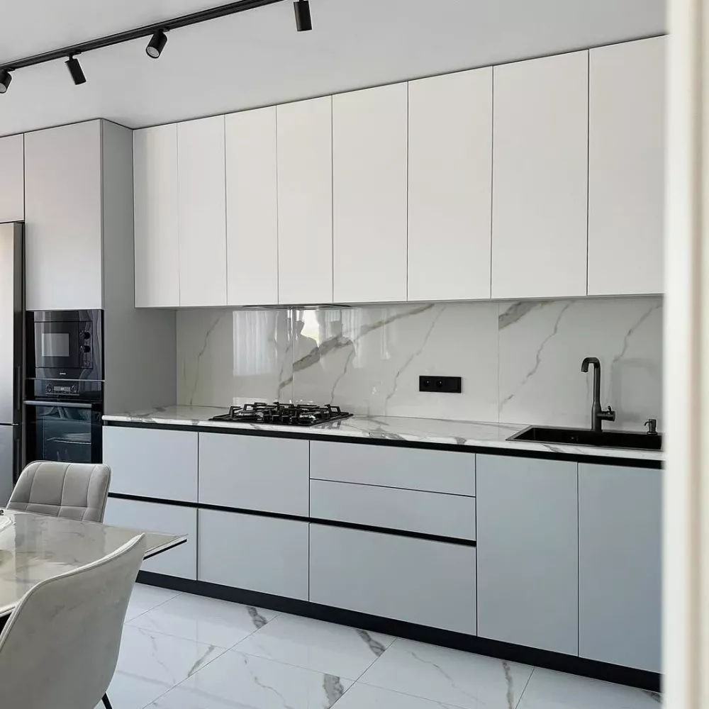 Белая кухня 320 000 ₽